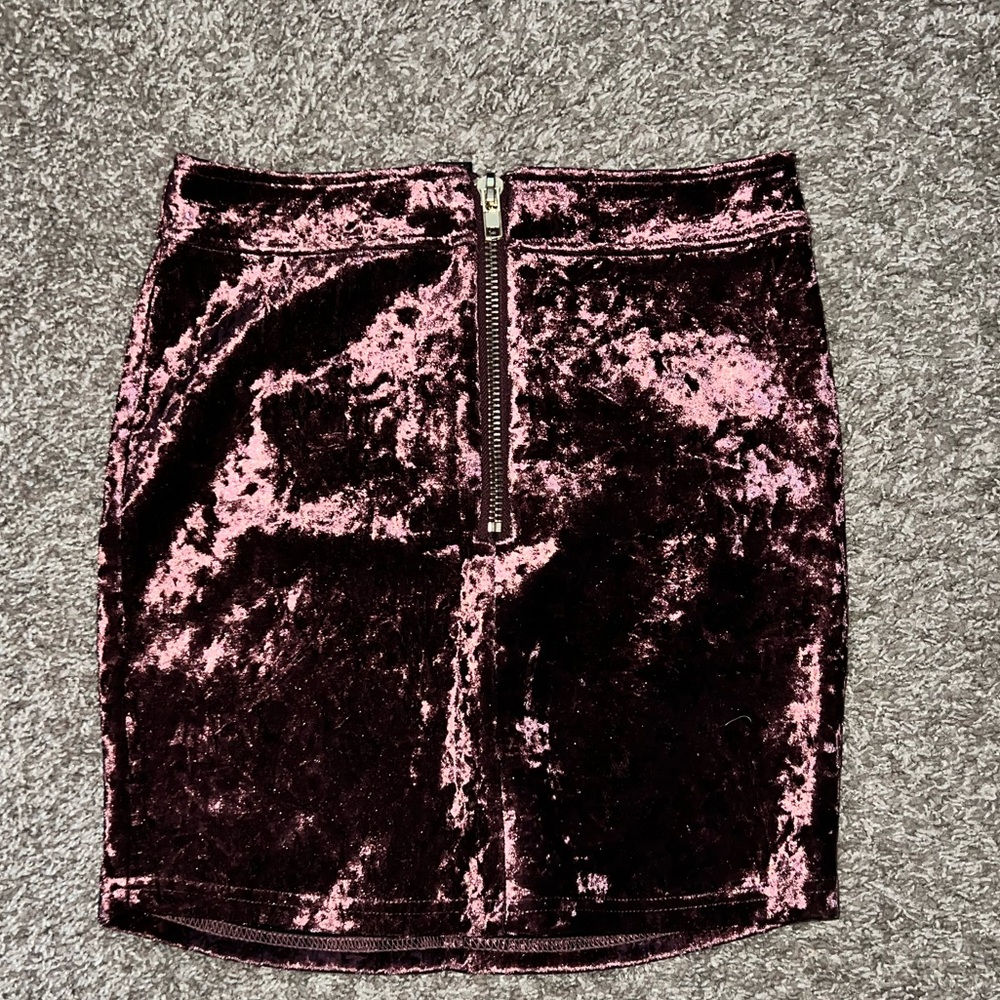 Forever 21 velvet skirt